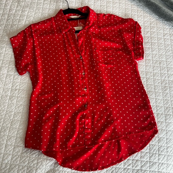 Sim & Sam Heart Button Tunic Top - Picture 1 of 7